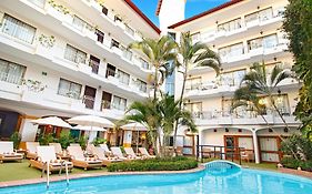 Los Arcos Suites